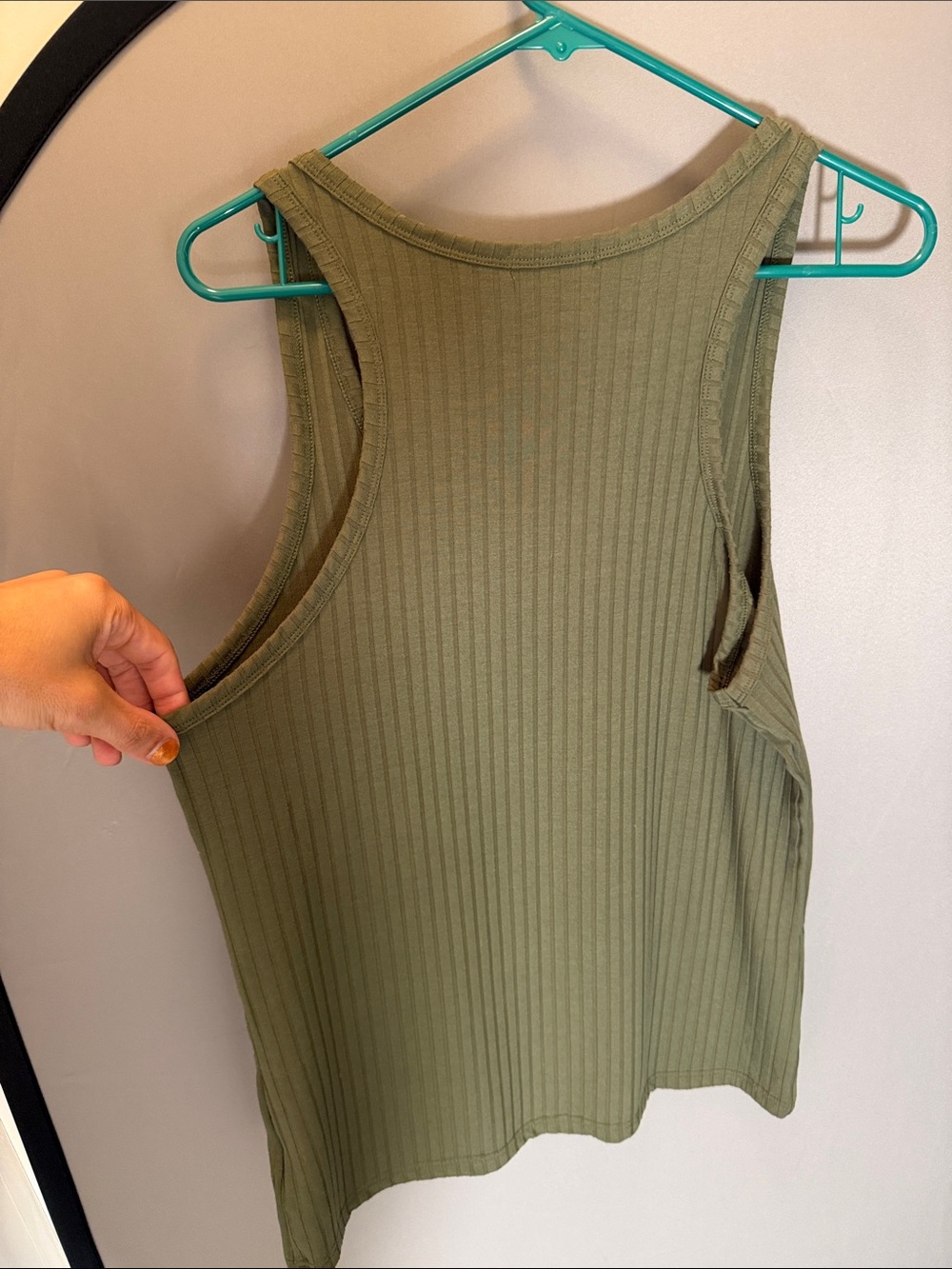 Olive Ribbed Tank Top - Picture 3 of 3